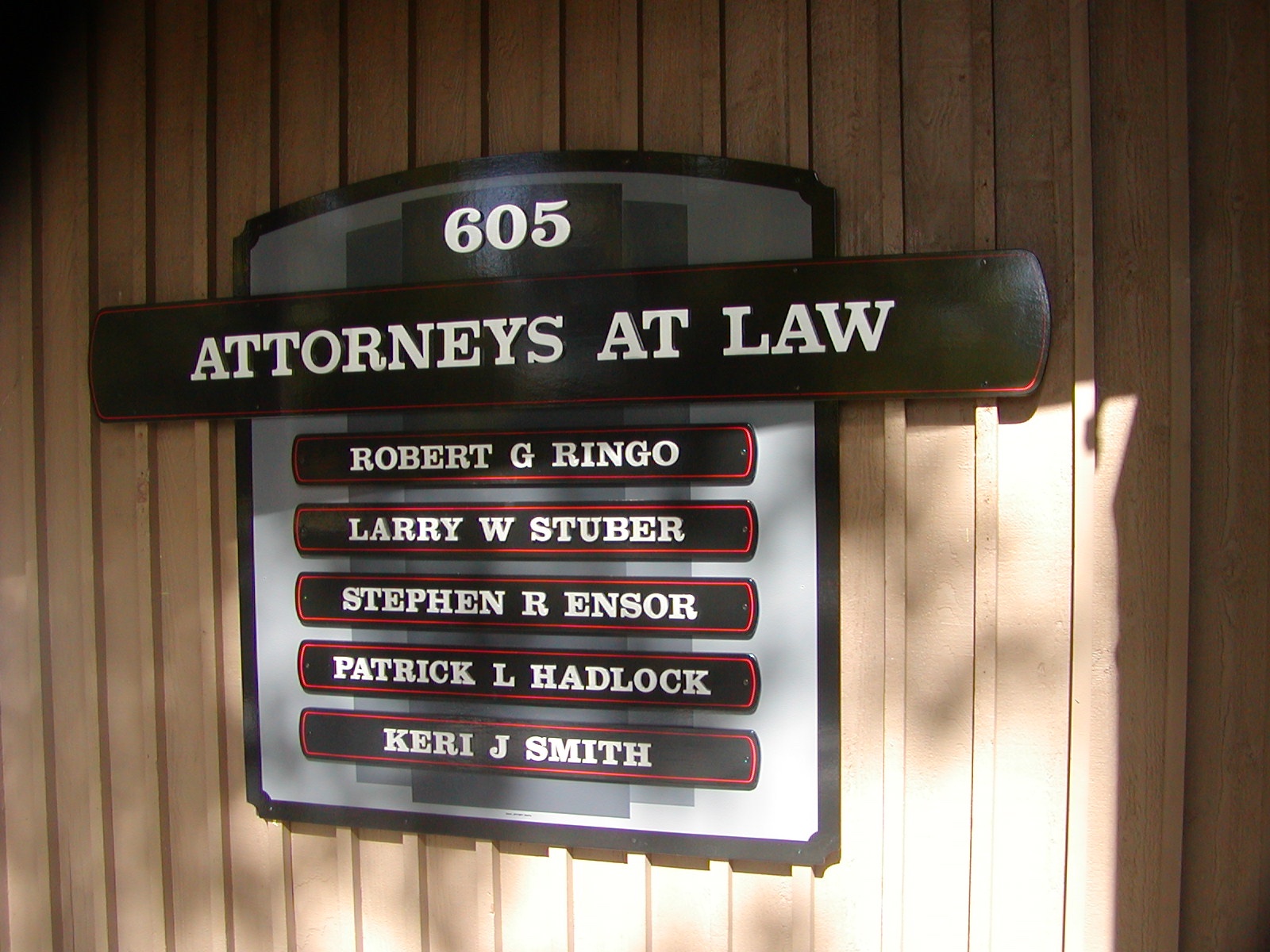 Softstar Shoes Brad Johnson Signs