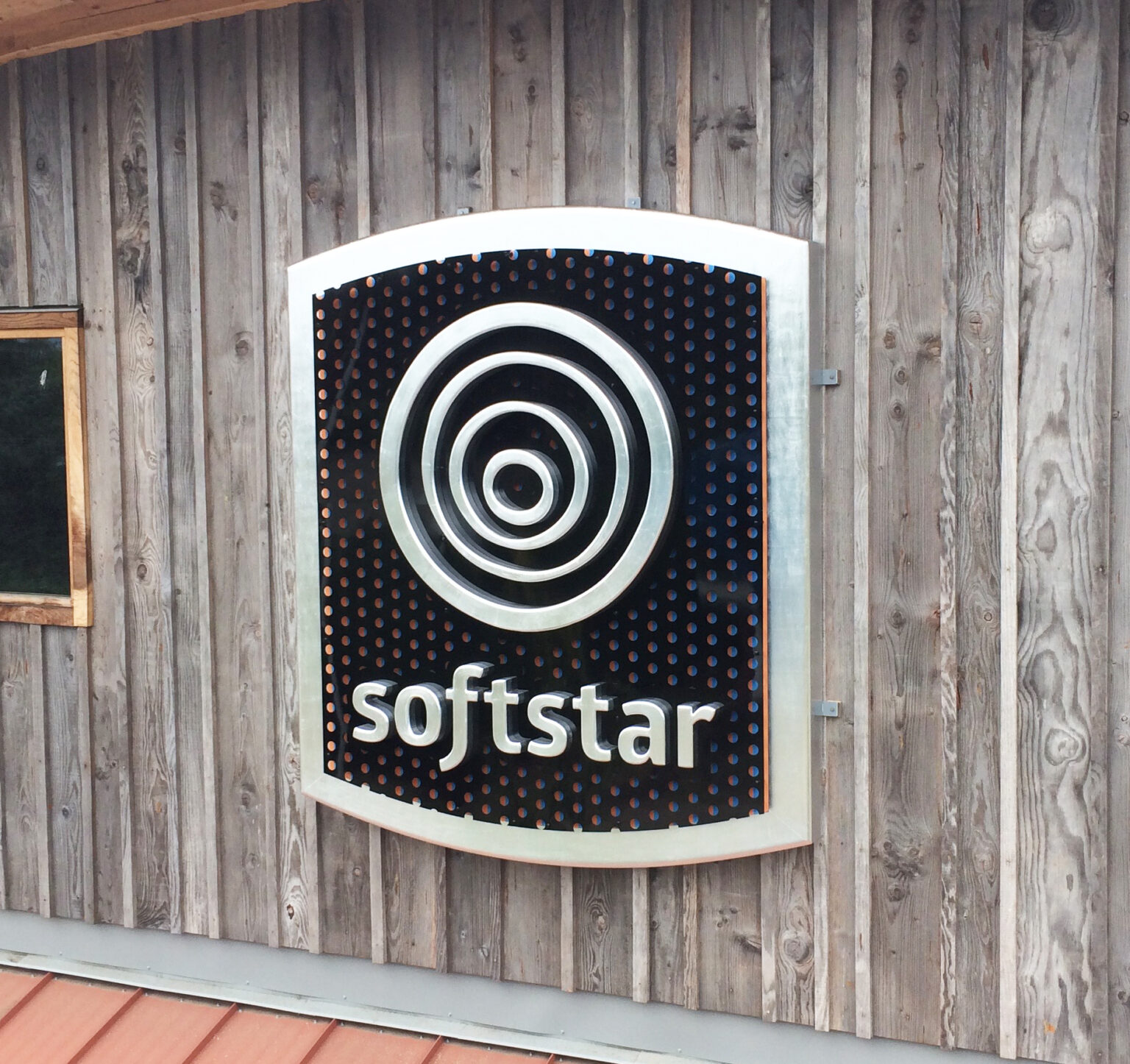 Softstar Shoes Brad Johnson Signs